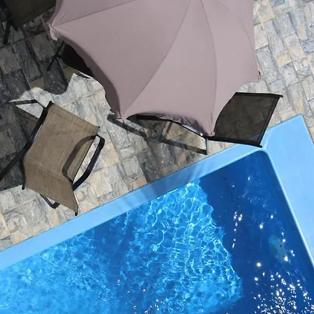 3 Bedroom Family Pool Villa Flic-En-Flac Beach Exterior photo