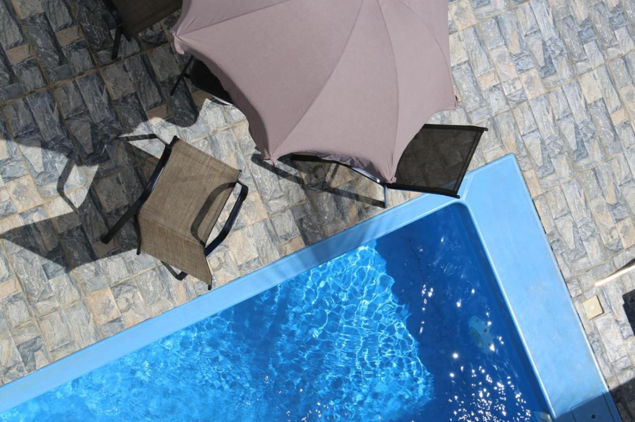 3 Bedroom Family Pool Flic-en-flac